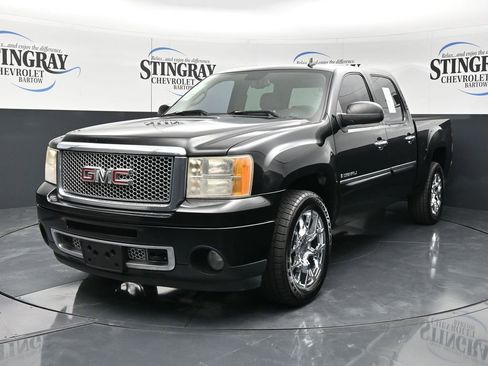Used 2007 GMC Sierra 1500 Denali image 3