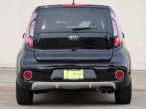 Used 2018 Kia Soul ! w/ Tech Package FWD image 9