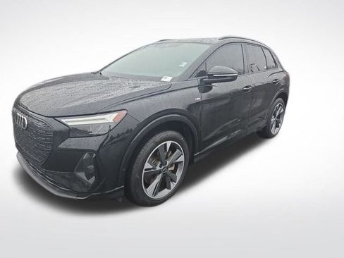 Used 2023 Audi Q4 e-tron Premium Plus w/ Premium Plus image 3