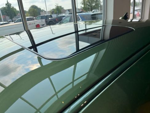 Used 2021 Dodge Challenger R/T Scat Pack RWD image 24