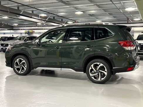 Certified 2024 Subaru Forester Touring AWD/4WD image 4