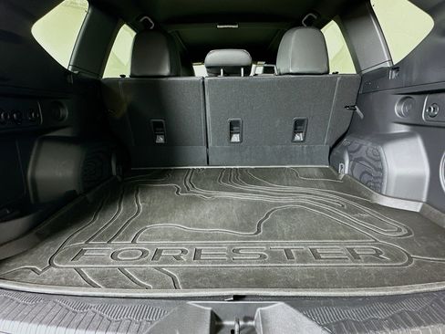 Used 2025 Subaru Forester Touring image 31
