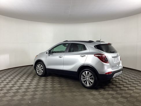 Used 2018 Buick Encore Preferred AWD/4WD image 5