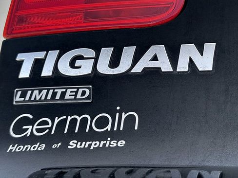 Used 2017 Volkswagen Tiguan Limited w/ Premium Package FWD image 27