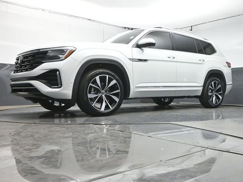 New 2026 Volkswagen Atlas SEL Premium R-Line AWD/4WD image 36