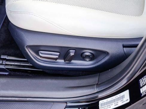 Used 2021 Toyota Mirai image 26