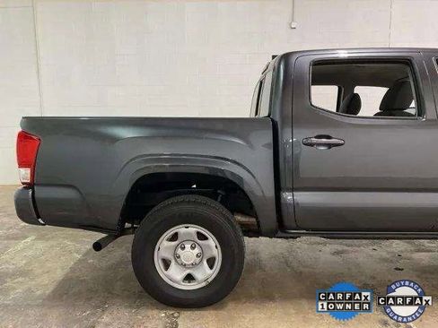 Used 2022 Toyota Tacoma SR image 86
