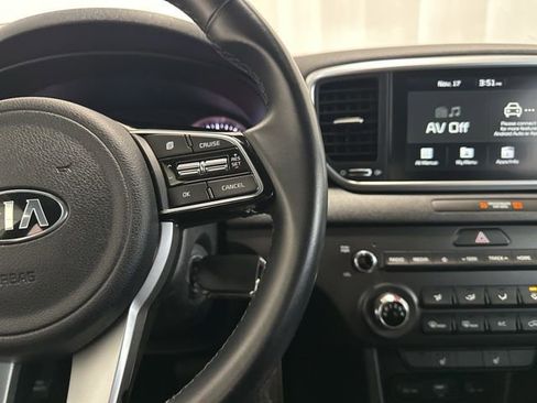 Used 2021 Kia Sportage S image 8