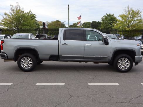 Certified 2025 Chevrolet Silverado 2500 High Country w/ Technology Package image 11