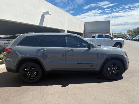 Used 2021 Jeep Grand Cherokee Freedom Edition RWD image 4