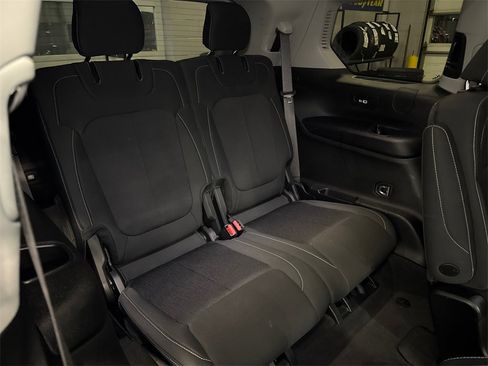 Used 2021 Jeep Grand Cherokee L Laredo w/ Luxury Tech Group I image 15