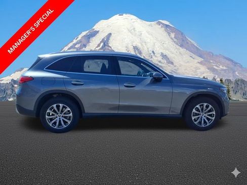 Used 2023 Mercedes-Benz GLC 300 4MATIC image 5