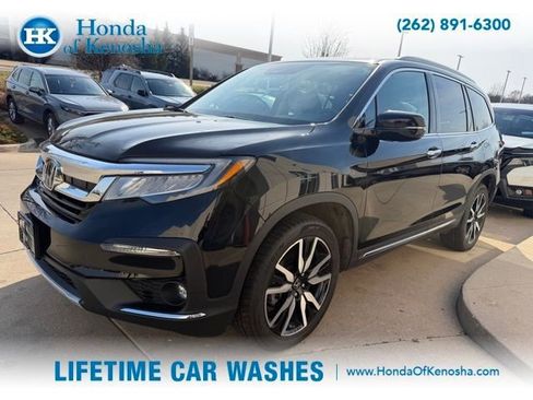 Used 2022 Honda Pilot Touring image 1