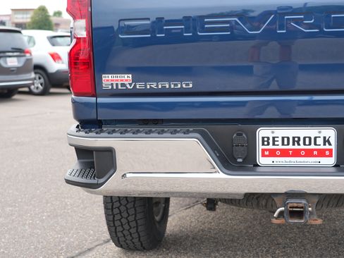Used 2021 Chevrolet Silverado 3500 LT w/ Convenience Package AWD/4WD image 10