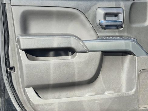 Used 2018 Chevrolet Silverado 1500 LT w/ LT Eassist Package AWD/4WD image 20