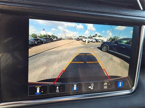 Used 2022 GMC Yukon Denali w/ Max Trailering Package image 19