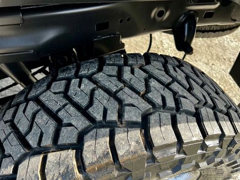 Used 2019 RAM 2500 Laramie image 13