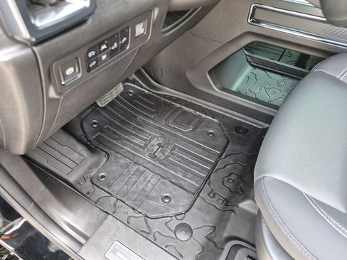 New 2026 GMC Hummer EV 4x4 Crew Cab image 21
