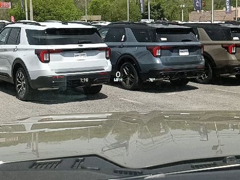 New 2026 Ford F350 Platinum image 21