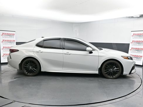 Used 2024 Toyota Camry XSE image 9