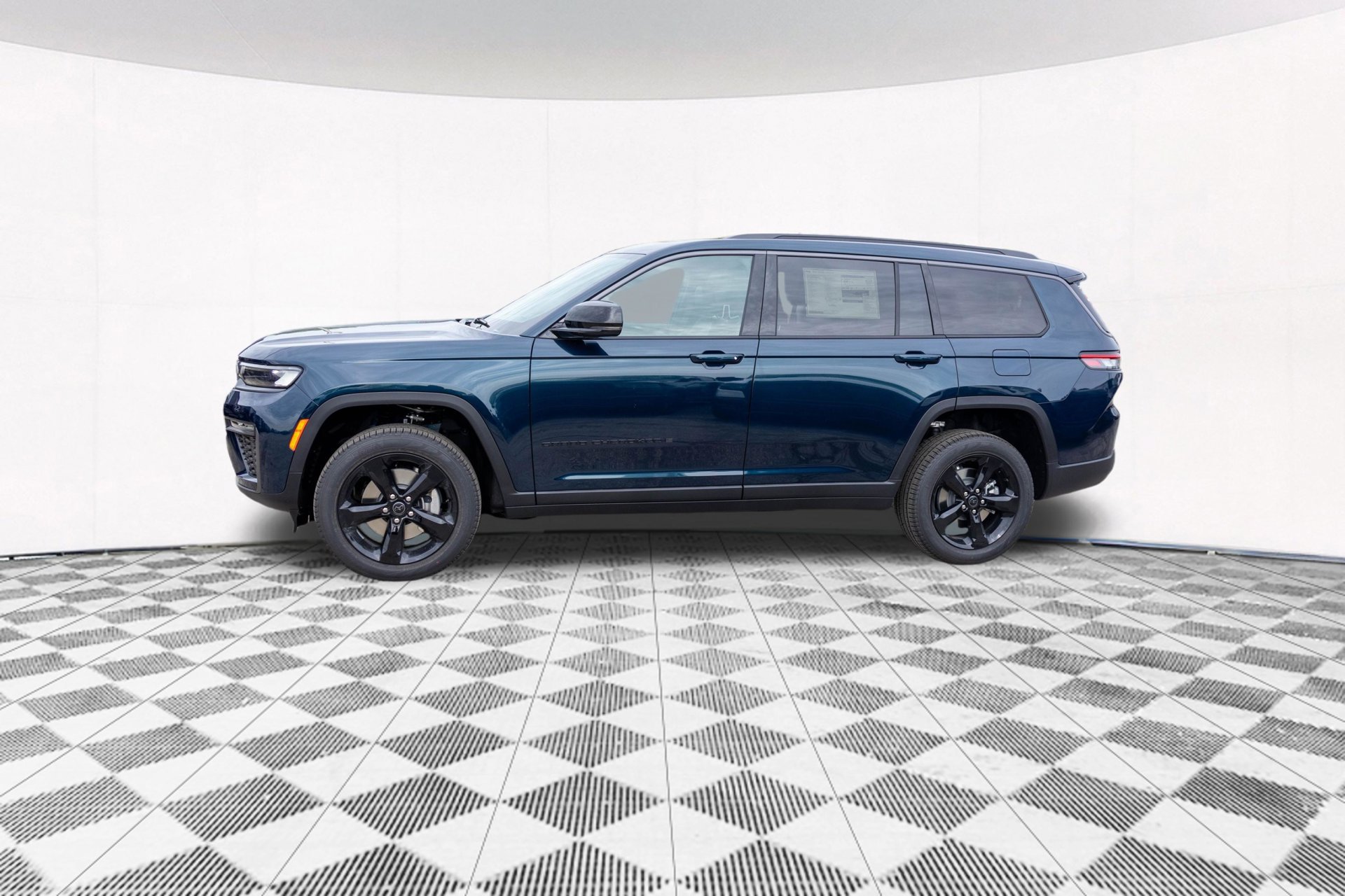 New 2027 Jeep Grand Cherokee L Limited AWD/4WD image 9