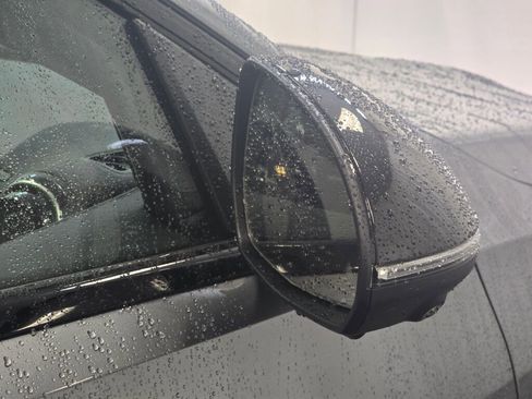 Used 2024 Mercedes-Benz C 300 4MATIC Sedan image 29