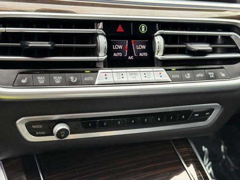 Used 2021 BMW X5 xDrive40i w/ Premium Package AWD/4WD image 27