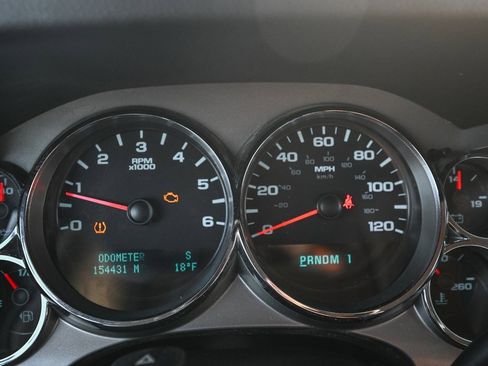 Used 2011 Chevrolet Silverado 2500 LT w/ Interior Plus Package image 37