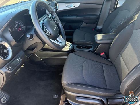 Used 2022 Kia Forte LXS image 18
