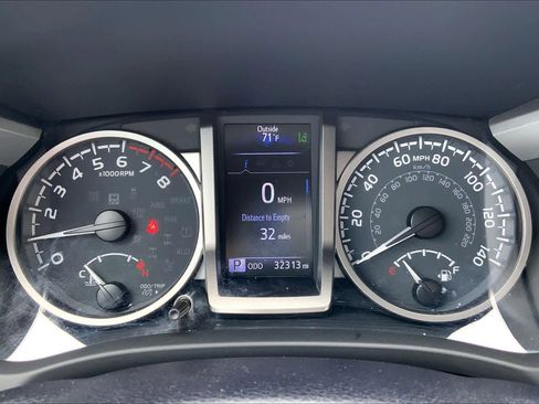 Certified 2022 Toyota Tacoma SR5 w/ Technology Package RWD image 25