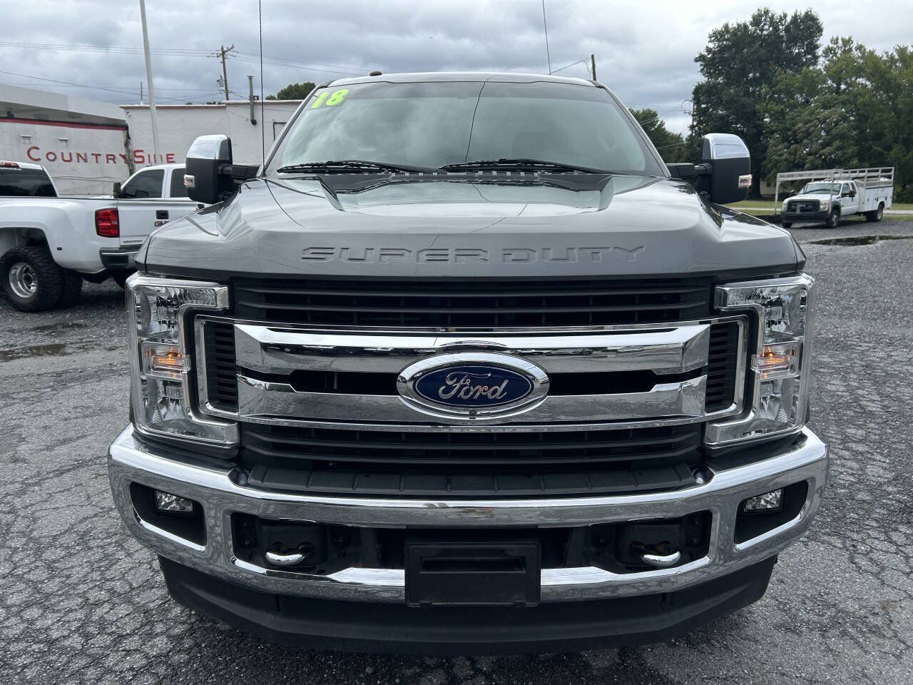 Used 2018 Ford F250 XLT w/ XLT Premium Package AWD/4WD image 3