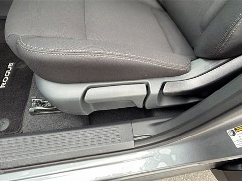 New 2026 Nissan Rogue S image 21