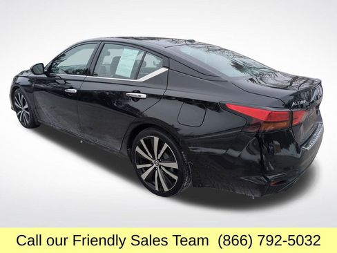 Used 2020 Nissan Altima 2.0 Platinum image 3