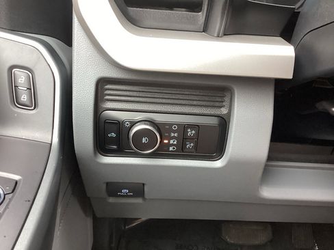 Used 2024 Ford F350 XLT AWD/4WD image 19