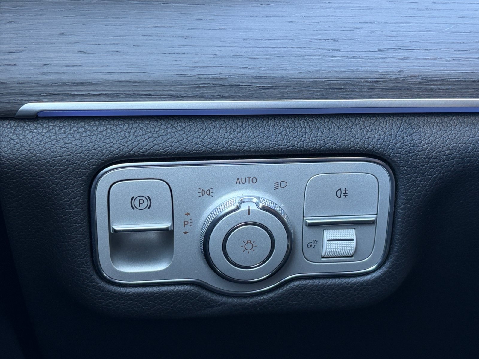 Certified 2020 Mercedes-Benz GLE 350 4MATIC image 14