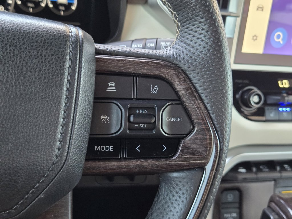 Used 2024 Toyota Sequoia Capstone AWD/4WD image 29