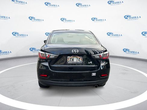 Used 2016 Scion iA image 4