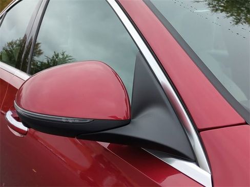 Used 2022 Mercedes-Benz C 300 4MATIC Sedan w/ Exclusive Trim Package image 11