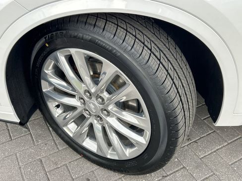 Certified 2023 Cadillac XT6 Premium Luxury w/ Technology Package image 33