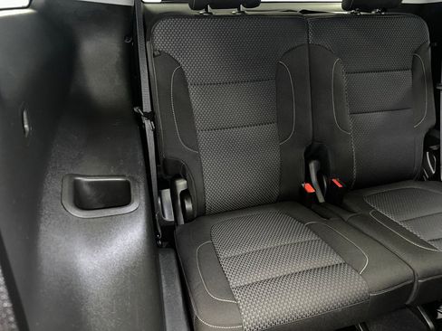 Certified 2023 GMC Acadia SLE w/ Driver Convenience Package image 31