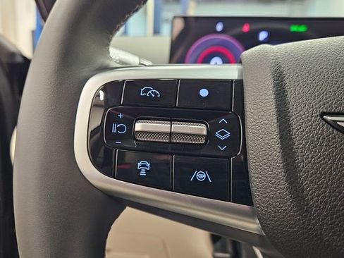 Used 2026 Genesis GV70 2.5T image 23