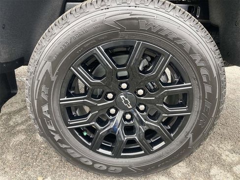 New 2026 Chevrolet Colorado W/T w/ WT Custom Package image 10