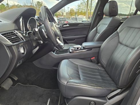 Used 2019 Mercedes-Benz GLS 450 4MATIC w/ Premium 1 Package image 24