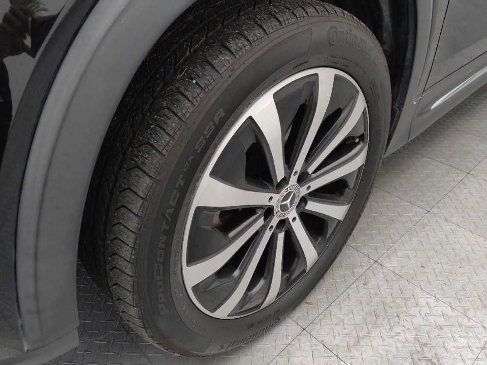 Used 2021 Mercedes-Benz GLB 250 w/ Premium Package image 31