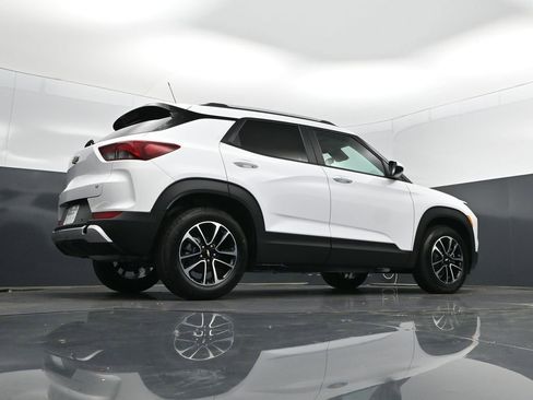 New 2026 Chevrolet TrailBlazer LT w/ LT Cold Weather Package image 42