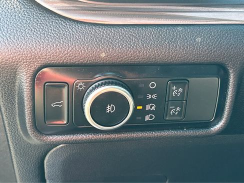 Used 2023 Ford Explorer Limited w/ Equipment Group 301A image 22