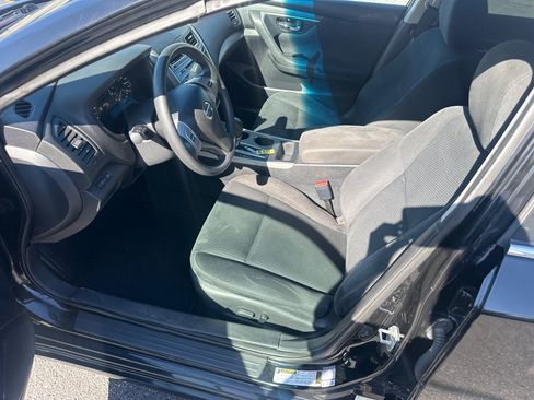 Used 2015 Nissan Altima 2.5 S w/ Power Driver Seat Package image 33