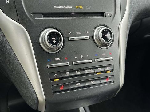 Used 2019 Lincoln MKC Select w/ Select Plus Package image 20