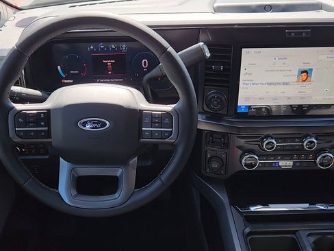 New 2026 Ford F250 Lariat w/ Black Appearance Package image 17