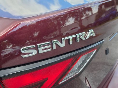 Used 2024 Nissan Sentra SV FWD image 8